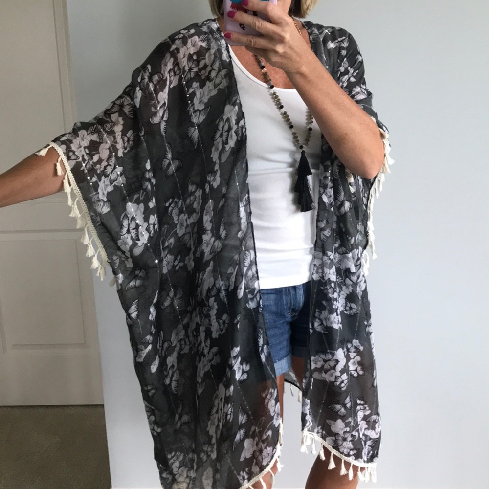 ♥️LAST 1♥️Floral Print Kimono - Picture 6 of 7